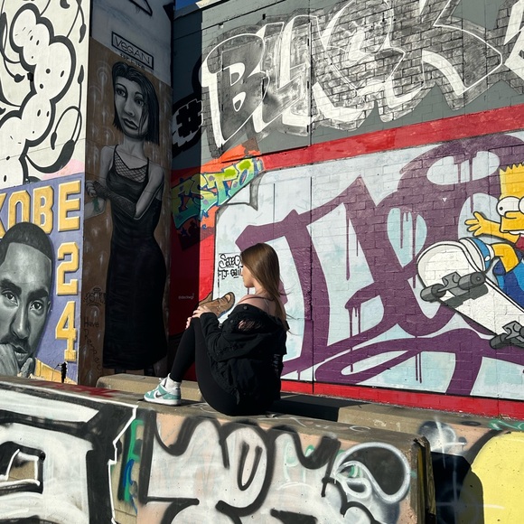 Meet your Posher, Makayla - Picture 2 of 7